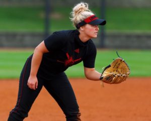 Jennifer Leonhardt playing softball